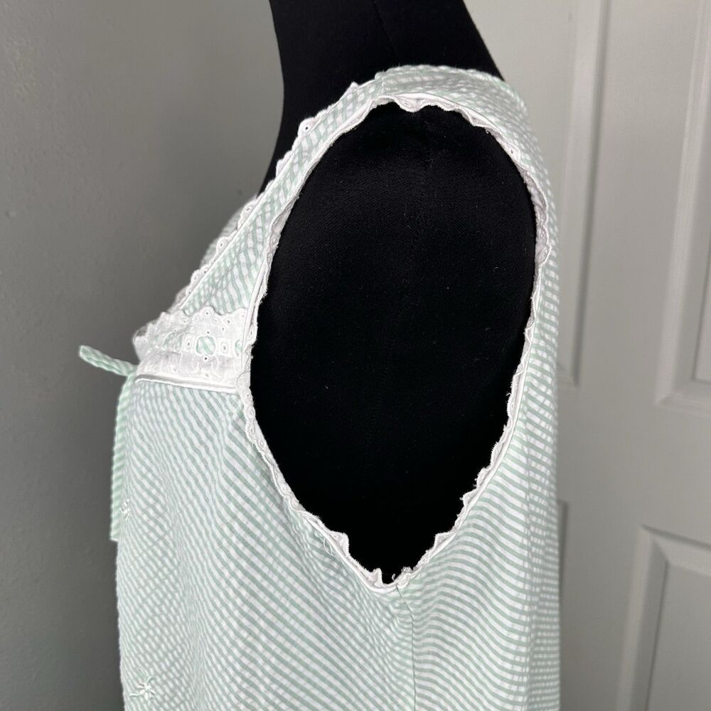 Miss Elaine Seersucker Nightgown Sz XL Striped Floral Embroidery Cottage Grandma - Picture 7 of 12